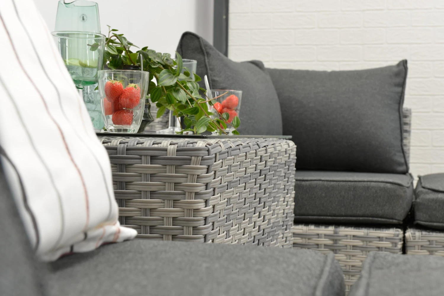 Gartenmöbel Lounge Set GARDA In Farbe Cloudy Grey 11 Gartenmöbel Lounge Set GARDA In Farbe Cloudy Grey – Bild 9